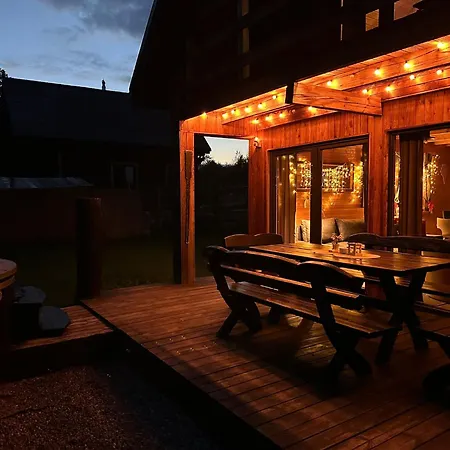 Gorskie Kaszuby ,golubie ,domek W Sielskim Klimacie ,niedaleko Jeziora Na Kaszubach-do 10 Osob,sauna ,balia,kominek, Cisza I Spokoj Feriehus Sikorzyno