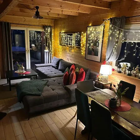 Gorskie Kaszuby ,golubie ,domek W Sielskim Klimacie ,niedaleko Stoku Koszalkowo Na Kaszubach-do 10 Osob,sauna ,balia,kominek,opcja Kuligu