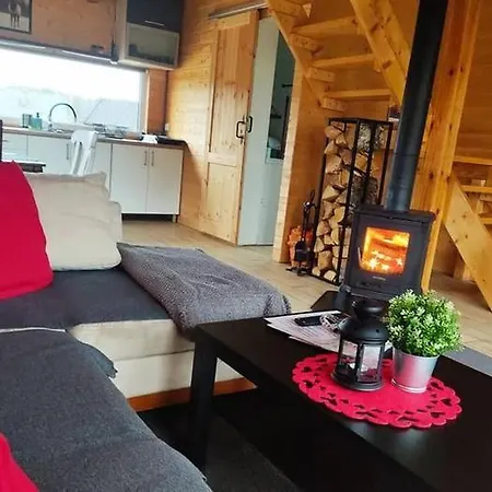 Górskie Kaszuby ,gołubie ,domek W Sielskim Klimacie ,niedaleko Stoku Koszałkowo Na Kaszubach-do 10 Osob,sauna ,balia,kominek,opcja Kuligu * Sikorzyno