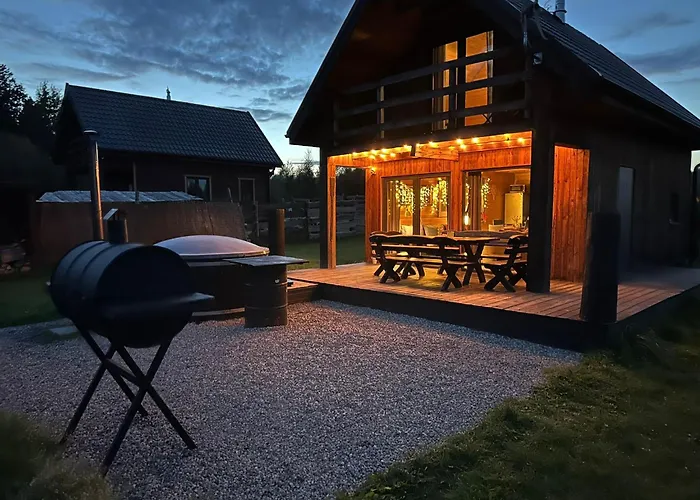 Gorskie Kaszuby ,golubie ,domek W Sielskim Klimacie ,niedaleko Stoku Koszalkowo Na Kaszubach-do 10 Osob,sauna ,balia,kominek,opcja Kuligu * Sikorzyno