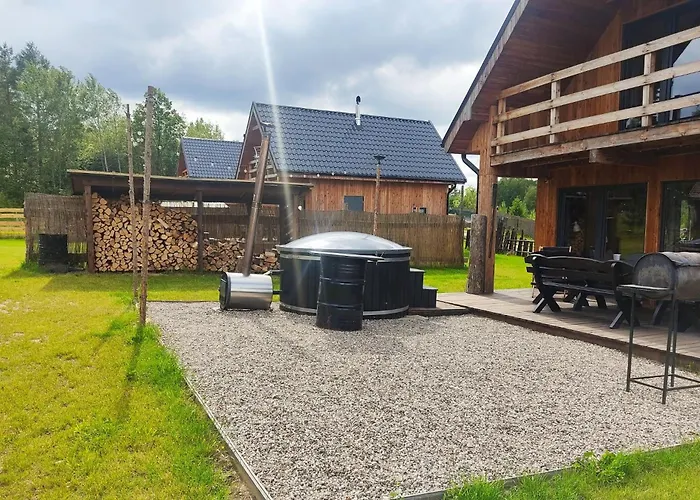 بيت للعطل Gorskie Kaszuby ,golubie ,domek W Sielskim Klimacie ,niedaleko Stoku Koszalkowo Na Kaszubach-do 10 Osob,sauna ,balia,kominek,opcja Kuligu *