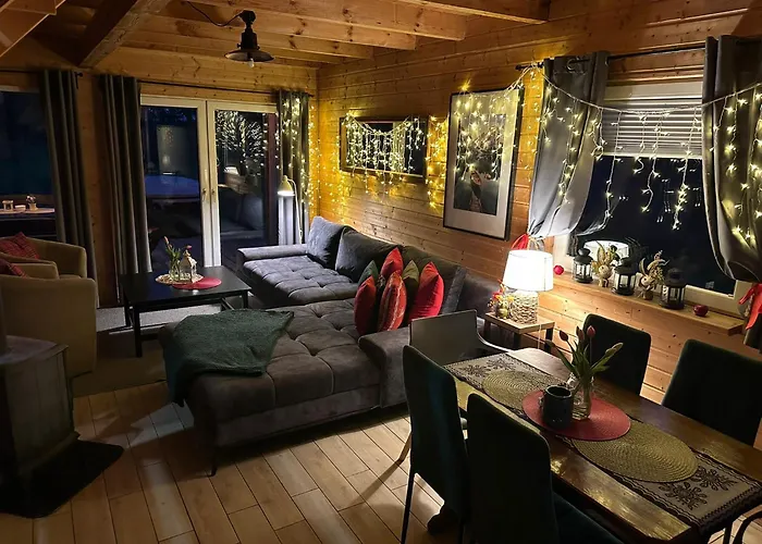 Gorskie Kaszuby ,golubie ,domek W Sielskim Klimacie ,niedaleko Stoku Koszalkowo Na Kaszubach-do 10 Osob,sauna ,balia,kominek,opcja Kuligu