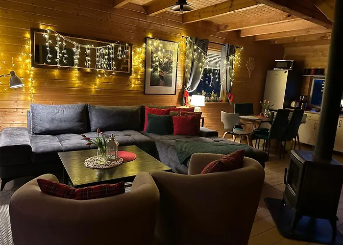 Gorskie Kaszuby ,golubie ,domek W Sielskim Klimacie ,niedaleko Stoku Koszalkowo Na Kaszubach-do 10 Osob,sauna ,balia,kominek,opcja Kuligu