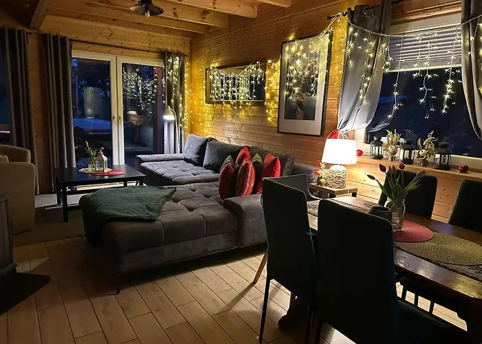 Gorskie Kaszuby ,golubie ,domek W Sielskim Klimacie ,niedaleko Stoku Koszalkowo Na Kaszubach-do 10 Osob,sauna ,balia,kominek,opcja Kuligu بيت للعطل Sikorzyno